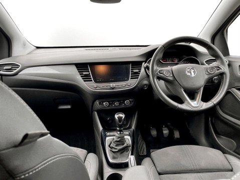 Vauxhall Crossland 1.5 Turbo D Ultimate SUV 5dr Diesel Manual Euro 6 (s/s) (110 ps) Air Con - 19