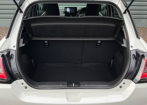 Suzuki Swift 1.2 Mild Hybrid Motion  15