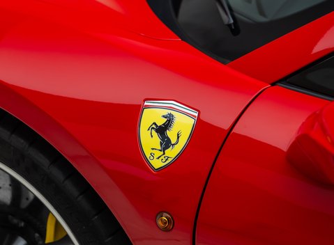 Ferrari 488 SPIDER 34