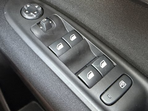 Fiat 600 1.2 Hybrid 48V 5dr eDCT-6 33