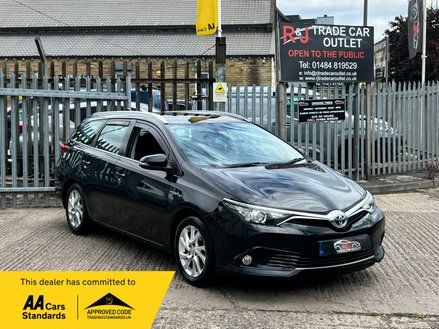 Toyota Auris VVTI BUSINESS EDITION TOURING SPORTS TSS