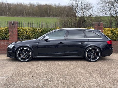 Audi RS4 4.2 RS 4 FSI Quattro Auto 4WD 5dr 13