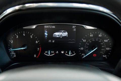 Ford Fiesta TITANIUM 14