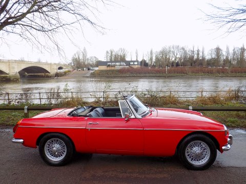 MG MGB MKII ROADSTER 10