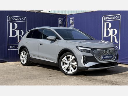Audi Q4 40 S line SUV 5dr Electric Auto 82kWh (204 ps)