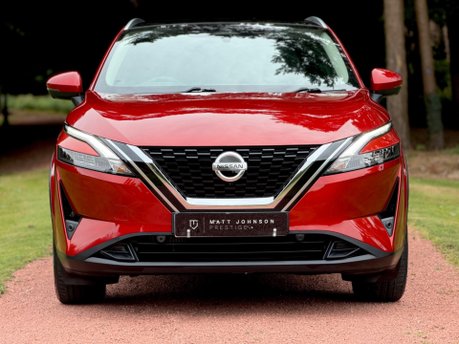 Nissan Qashqai DIG-T N-CONNECTA MHEV 24