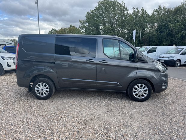 Ford Transit Custom Crew Cab AUTO SWB L1H1 Low Roof Limited 320 Air Con Alloys H/Seats EURO 6 6