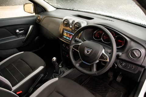 Dacia Sandero Stepway COMFORT TCE 4