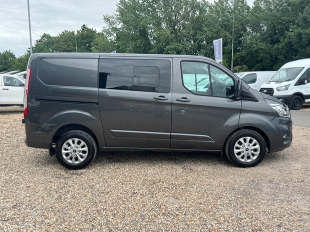 Ford Transit Custom Crew Cab AUTO SWB L1H1 Low Roof Limited 300 Air Con Alloys EURO 6 6