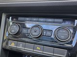 Volkswagen Touran 2.0 TDI SE Family Euro 6 (s/s) 5dr 24