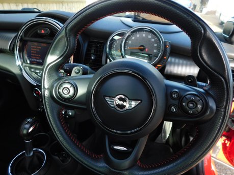 Mini Hatch COOPER S AUTOMATIC 3dr 19
