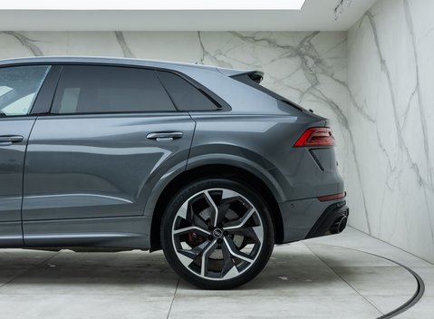 Audi RS Q8 VORSPRUNG 38