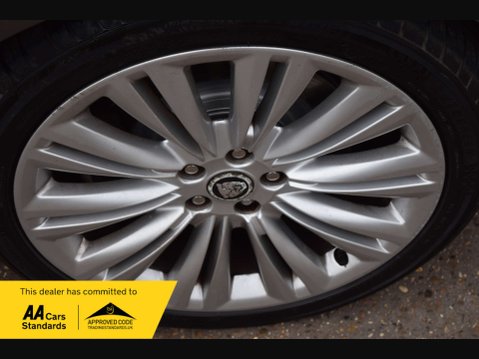 Jaguar XF 3.0 XF Premium Luxury V6 Auto 4dr 24