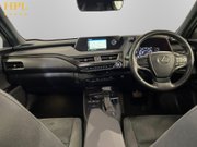 Lexus Ux 2.0 250h SUV 5dr Petrol Hybrid E-CVT Euro 6 (s/s) (184 ps) 19
