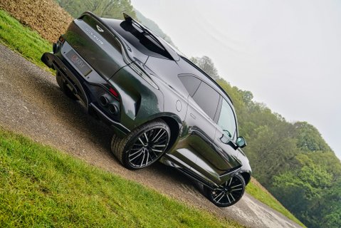 Aston Martin DBX 707 20