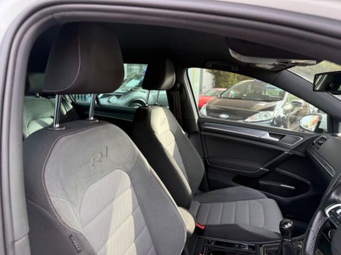 Volkswagen Golf 1.4 TSI BlueMotion Tech ACT R-Line Euro 6 (s/s) 5dr 19