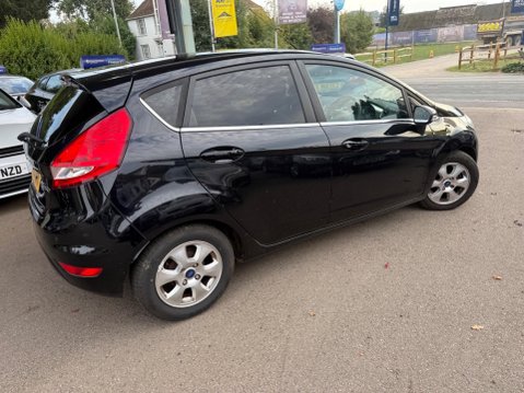 Ford Fiesta 1.6 TDCi ECOnetic DPF Titanium 5dr 5