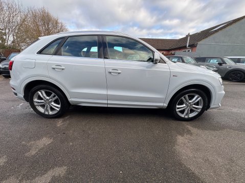 Audi Q3 TFSI S LINE EDITION 5