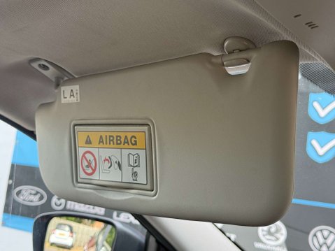 Nissan Qashqai 1.2 DIG-T N-Connecta SUV 5dr Petrol Manual 2WD Euro 6 (s/s) (115 ps) 91