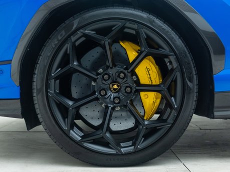 Lamborghini Urus PERFORMANTE