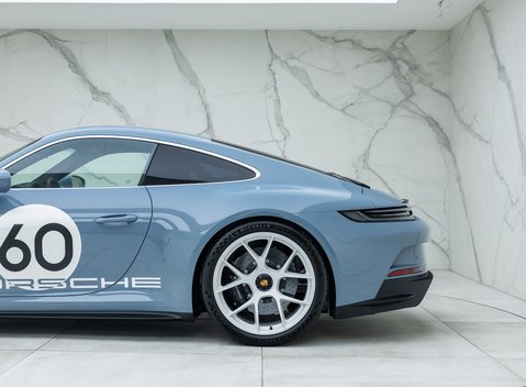 Porsche 911 S/T 49