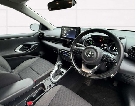 Toyota Yaris 1.5 Yaris Design HEV CVT 5dr 11