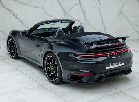 Porsche 911 Turbo S Cabriolet (992) 12