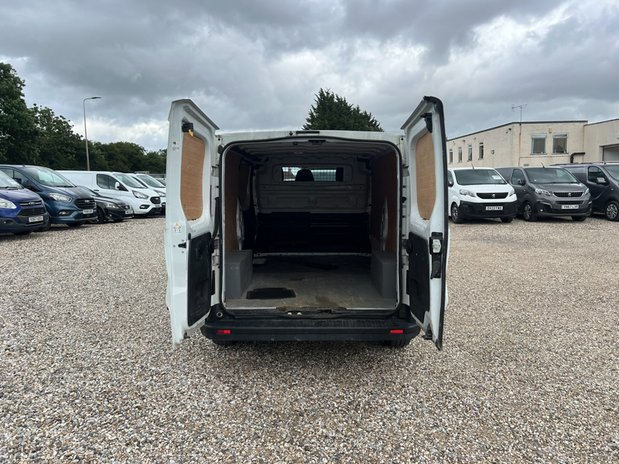 Renault Trafic LWB L2H1 Low Roof Business LL30 Air Con Sensors EURO 6 NO VAT 9