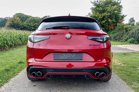 Alfa Romeo Stelvio 2.9 V6 Quadrifoglio 24