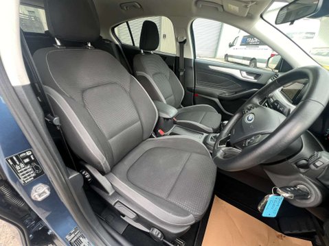 Ford Focus 1.0 Focus Zetec 5dr - NATIONAL DELIVERY* 7