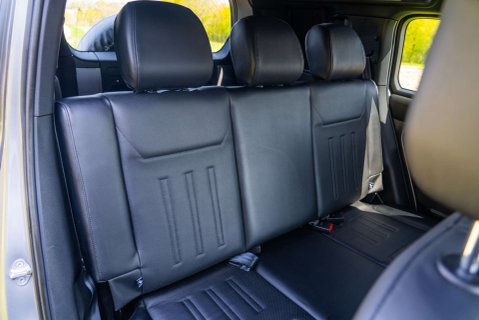 Land Rover Defender 110 Hard Top X-Dynamic HSE 18