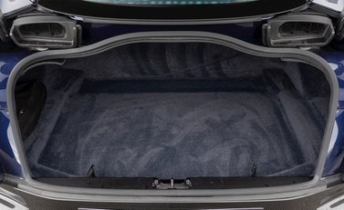 Aston Martin DBS Superleggera 36