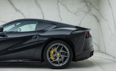 Ferrari 812 Superfast 41