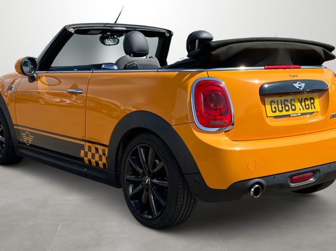 Mini Convertible 1.5 Cooper 2dr [Chili/Media Pack XL] 3