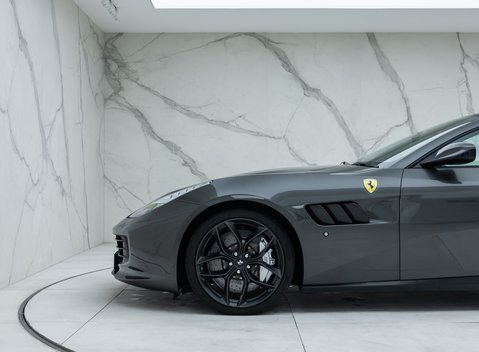 Ferrari GTC4 Lusso T 38