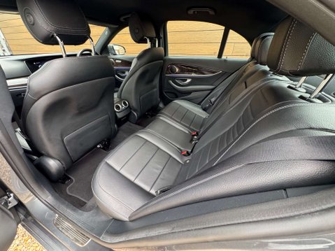 Mercedes-Benz E Class 2.0 E 220 Sport D MHEV Auto 4dr 33