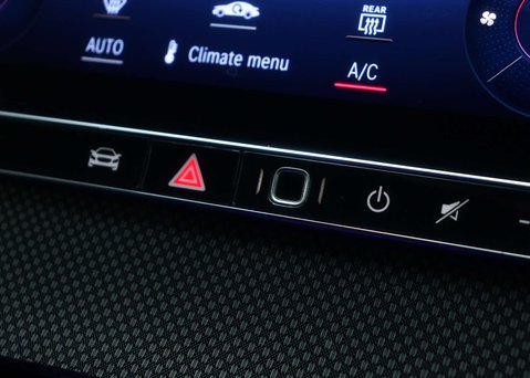 Mercedes-Benz C Class 1.5 C200h MHEV AMG Line Estate 5dr Petrol Hybrid G-Tronic+ Euro 6 (s/s) (22 34