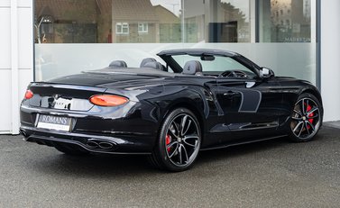 Bentley Continental GTC V8 5