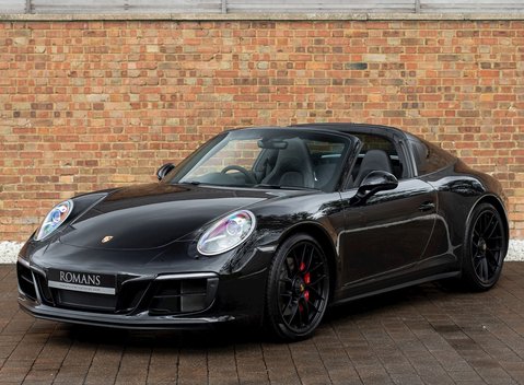 Porsche 911 Targa 4 GTS (991.2) 6