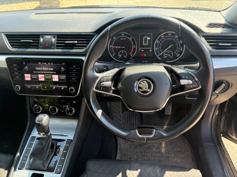 Skoda Superb SE TDI DSG 2