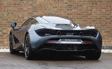 McLaren 720S Luxury 20