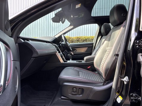 Land Rover Discovery Sport R-DYNAMIC HSE MHEV 17