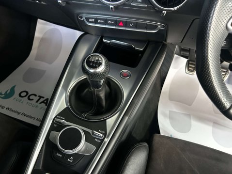 Audi TT 1.8 TT Black Edition TFSI 3dr 54