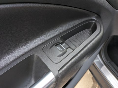 Ford Kuga 1.5 TDCi EcoBlue Titanium Edition Euro 6 (s/s) 5dr 19