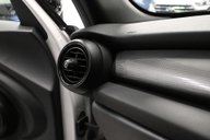 Mini Hatch 1.5 Cooper Sport Auto 5dr 37