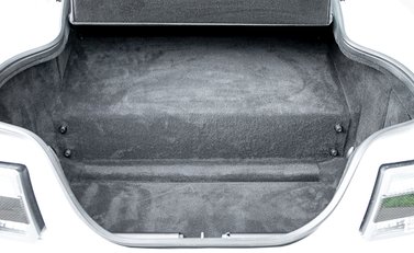 Aston Martin Vantage GT8 30