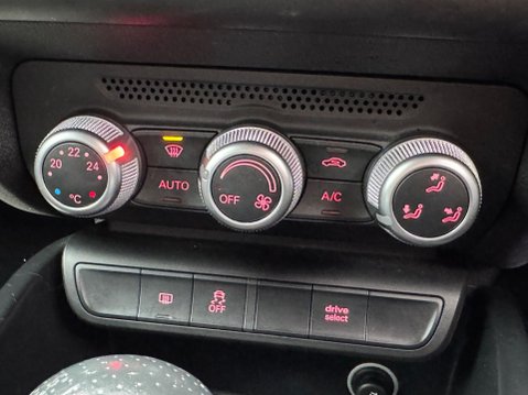 Audi A1 1.4 TFSI Black Edition Sportback S Tronic Euro 6 (s/s) 5dr (Nav) 26