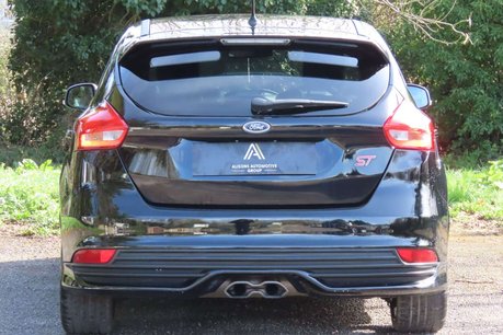 Ford Focus 2.0 TDCi ST-2 Euro 6 (s/s) 5dr 5