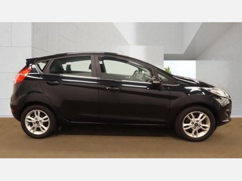 Ford Fiesta 1.0T EcoBoost Zetec Euro 6 (s/s) 5dr 2