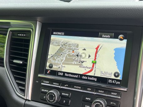 Porsche Macan 3.0 Macan S Semi-Auto 4WD 5dr 17